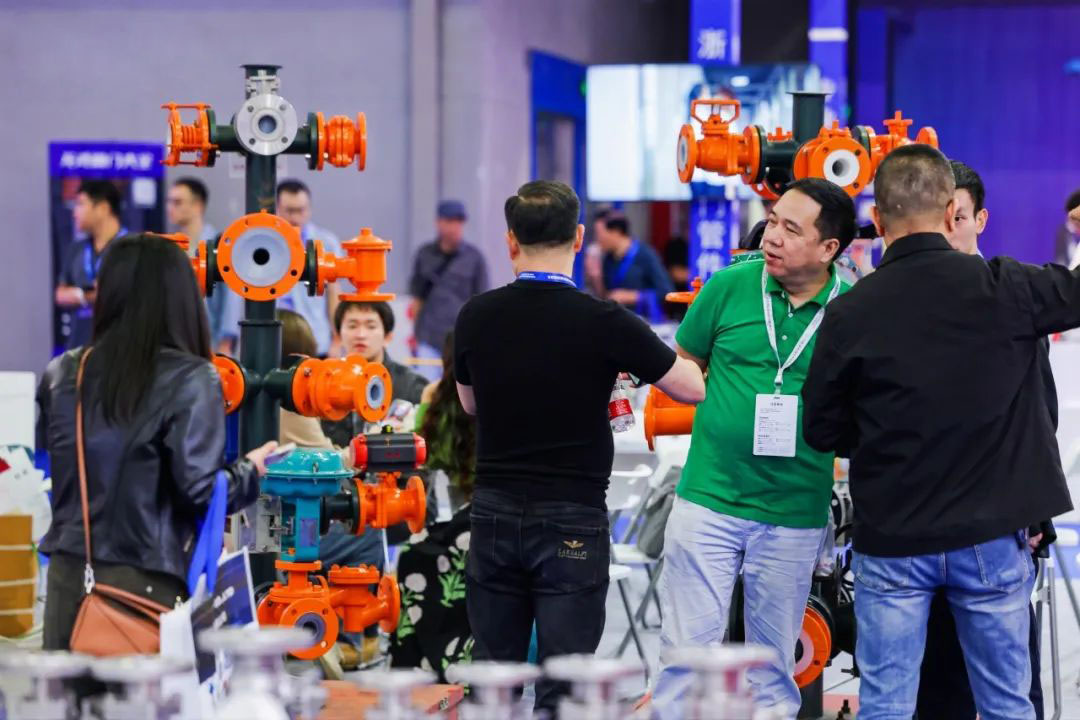 “閥”邁(mài)新征程,“泵”向新未來!第二屆中國(溫州)國際泵閥展(zhǎn)覽會盛大開幕(圖3) “閥”邁新征程,“泵”向新未來!第二屆中(zhōng)國(溫州)國際泵閥展覽會盛大開(kāi)幕(圖3)