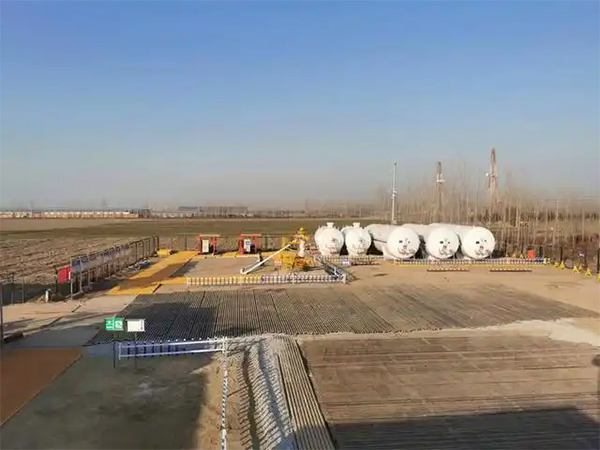 華北(běi)油田煤層氣產量(liàng)持續攀升勢頭強勁(jìn)(圖1) 華北(běi)油田煤層氣產量持續攀(pān)升勢頭強(qiáng)勁(jìn)(圖1)